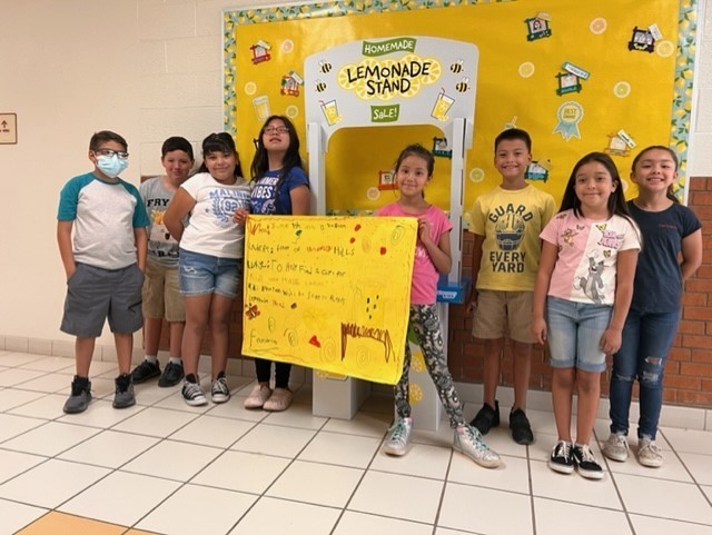 Lemonade Stand Teaches Students Entrepreneurship, Philanthropy