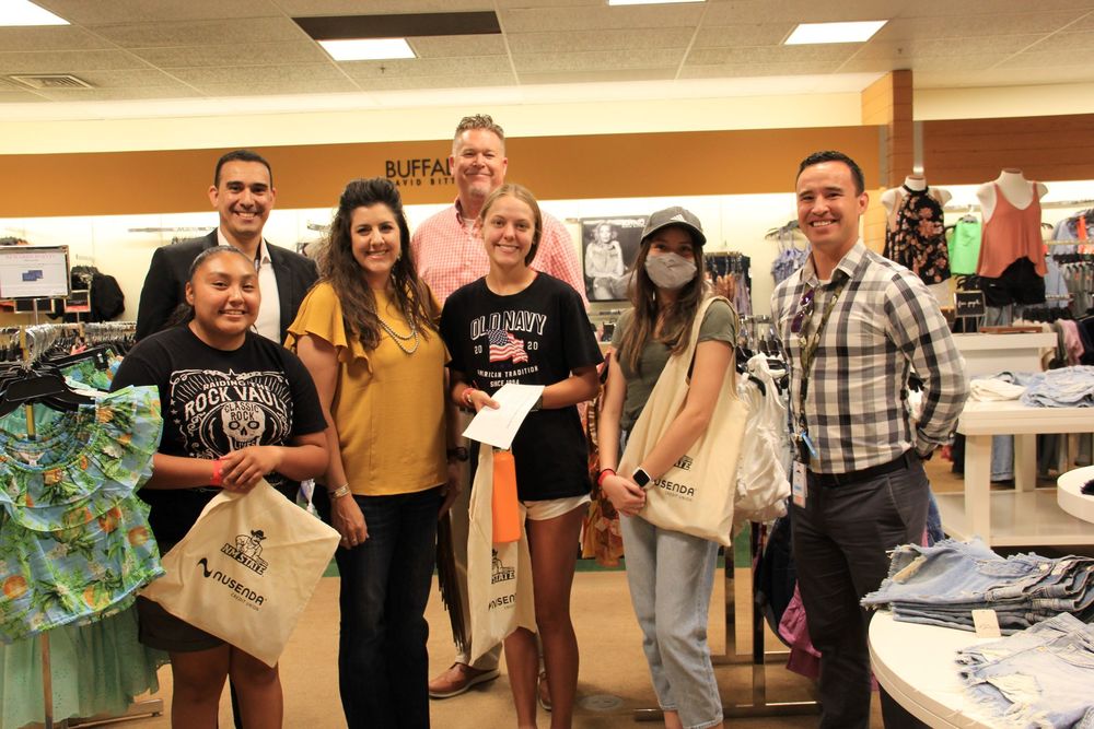 Las Cruces Public Schools ACE Students Dress for Success Hillrise