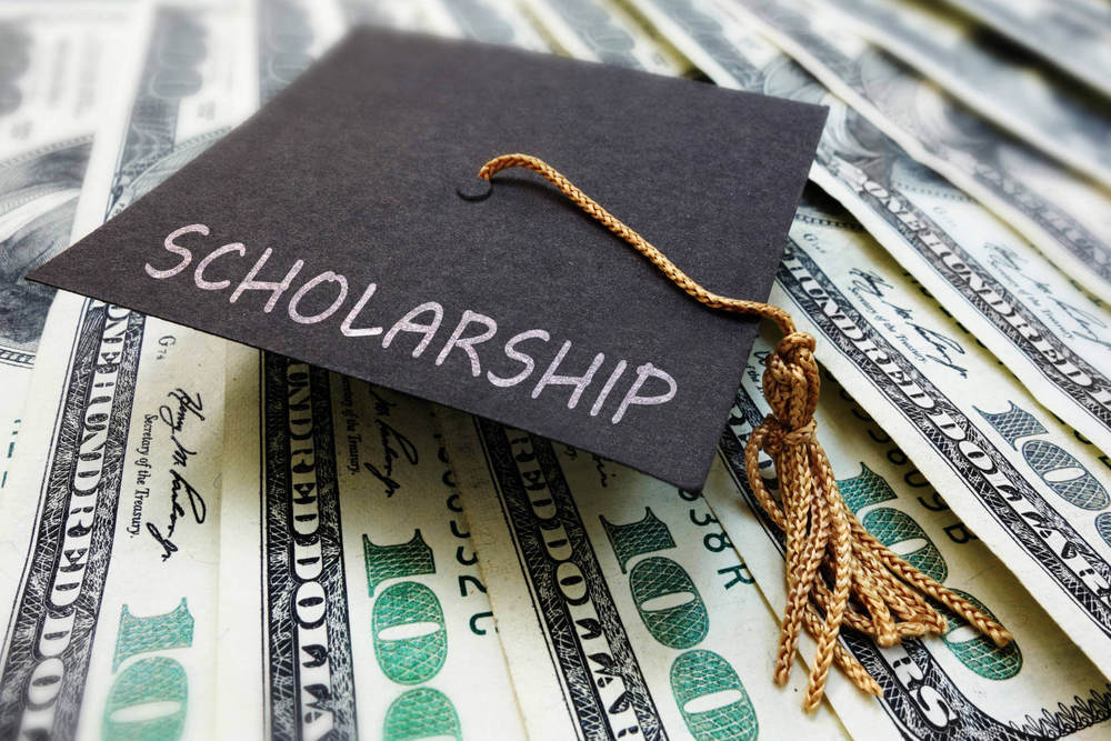 Scholarship opportunities for LCPS seniors