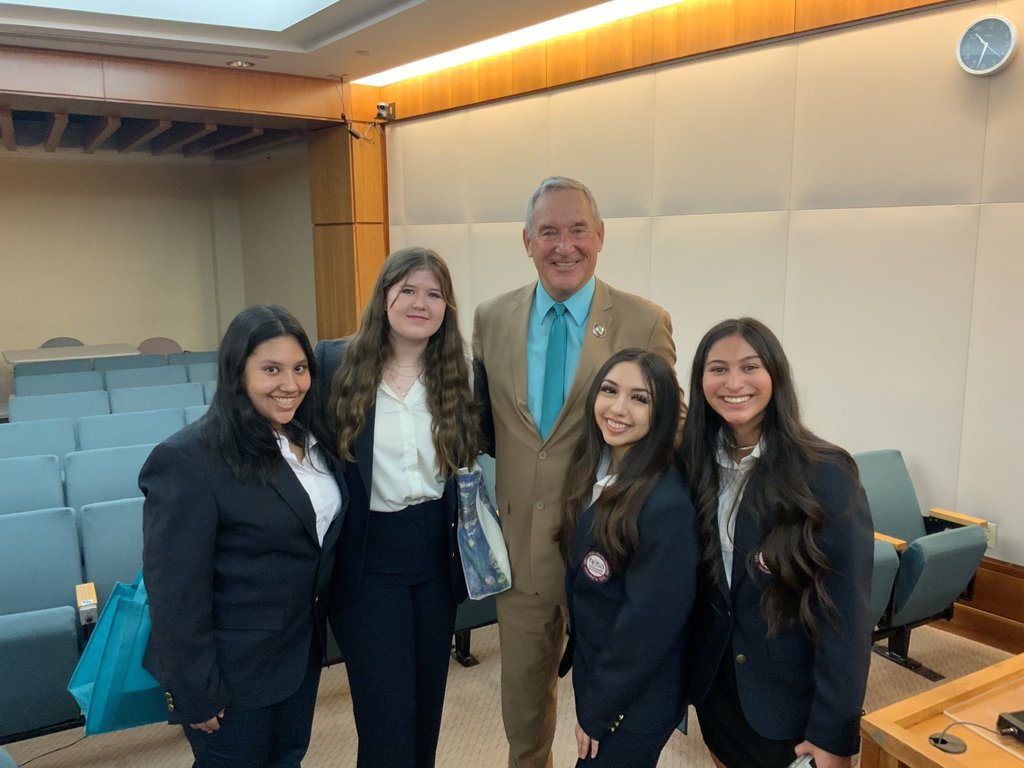 #nmleg, Centennial High School students from Las Cruces were in the Senate Education Committee. It’s always a pleasure to meet with future health professional who are in the HOSA program. Career and Technical Education (CTE) is high level education of our future professionals.