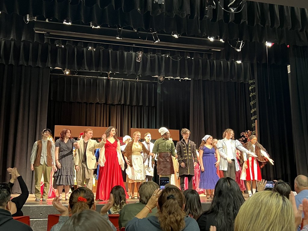 So much talent on stage!  Congrats to  @Cen10Hawks  Theater students for an awesome performance of Into the Woods! Thanks   @LCPSnet