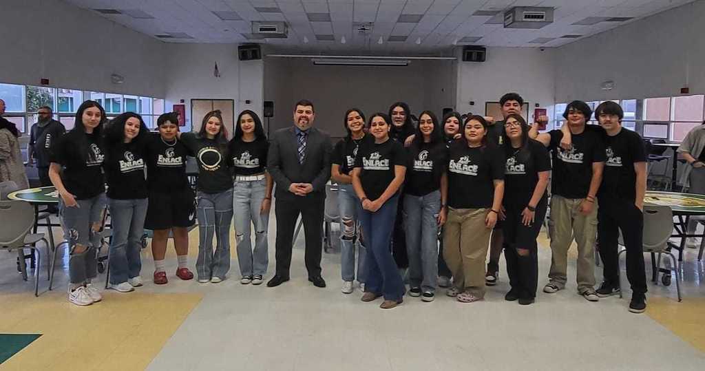 Enlace students from Mayfield High School attended the meet-and-greet last night with LCPS Superintendent Ignacio Ruiz.   Students were also able to ask tough questions about educational issues that are high priority for them. They did a great job representing the student body at Mayfield High School.