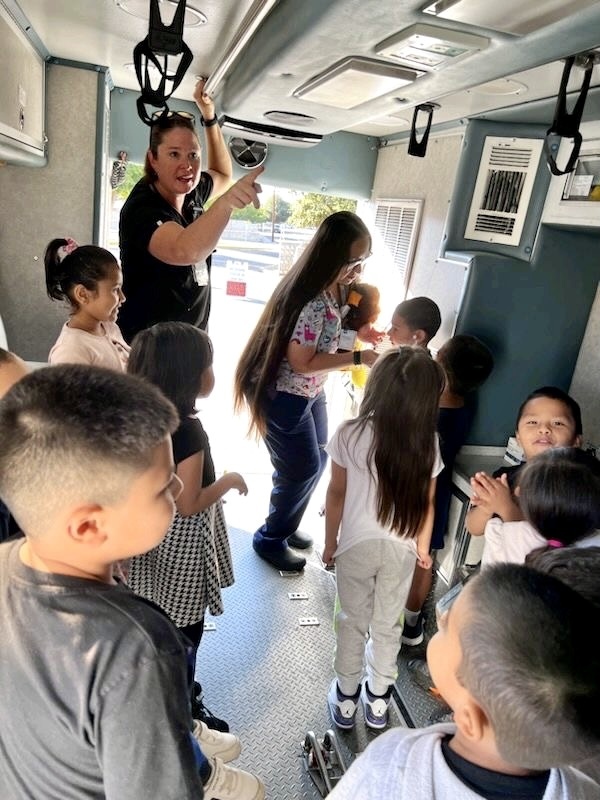 The Transport Team at Memorial Medical Center had an amazing time connecting with kindergarteners at today's Career Day at University Hills Elementary! They shared details about their important roles as EMTs, RNs and Respiratory Therapists and expressed how they love serving our region and community. 